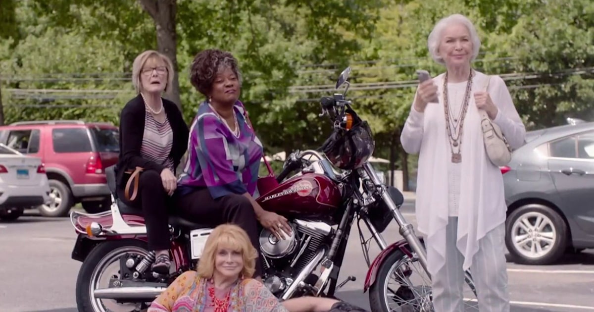 Ellen Burstyn, Ann-Margret and Loretta Devine talk about new film 'Queen Bees'