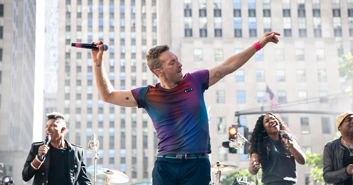 Watch Coldplay perform ‘Clocks’ live on the TODAY plaza