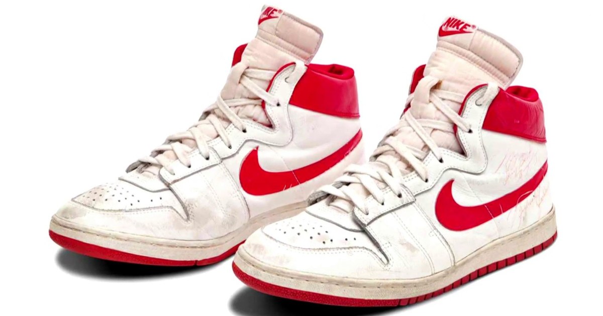 michael jordan sneakers auction