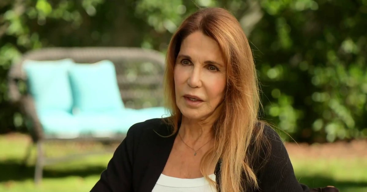 How Old Is Patti Davis? Ronald Reagan’s Daughter’s Age Now Ronald Reagan’s daughter Patti Davis talks about his struggle with