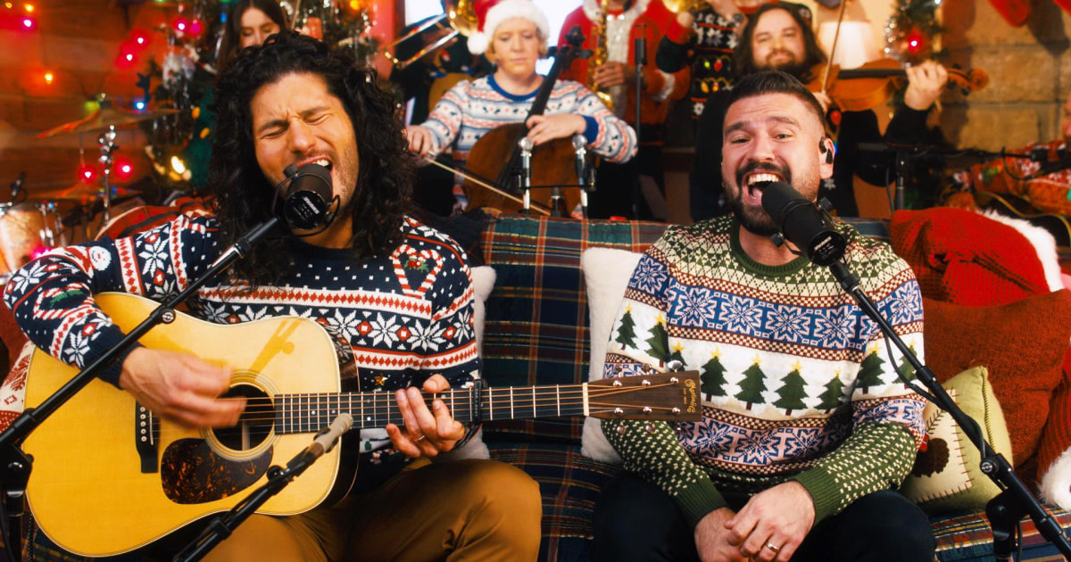 Watch Dan + Shay perform ‘Officially Christmas’