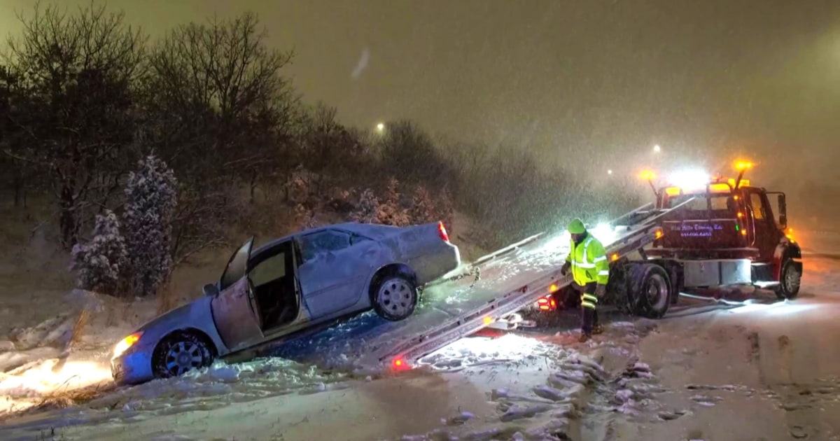 Northeast in deep freeze after blizzard leaves thousand without power