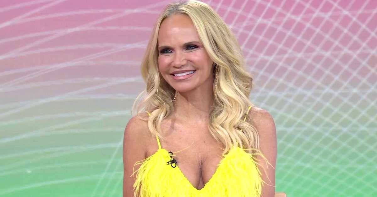 Kristin Chenoweth on Ariana Grande as Glinda ‘She’s going