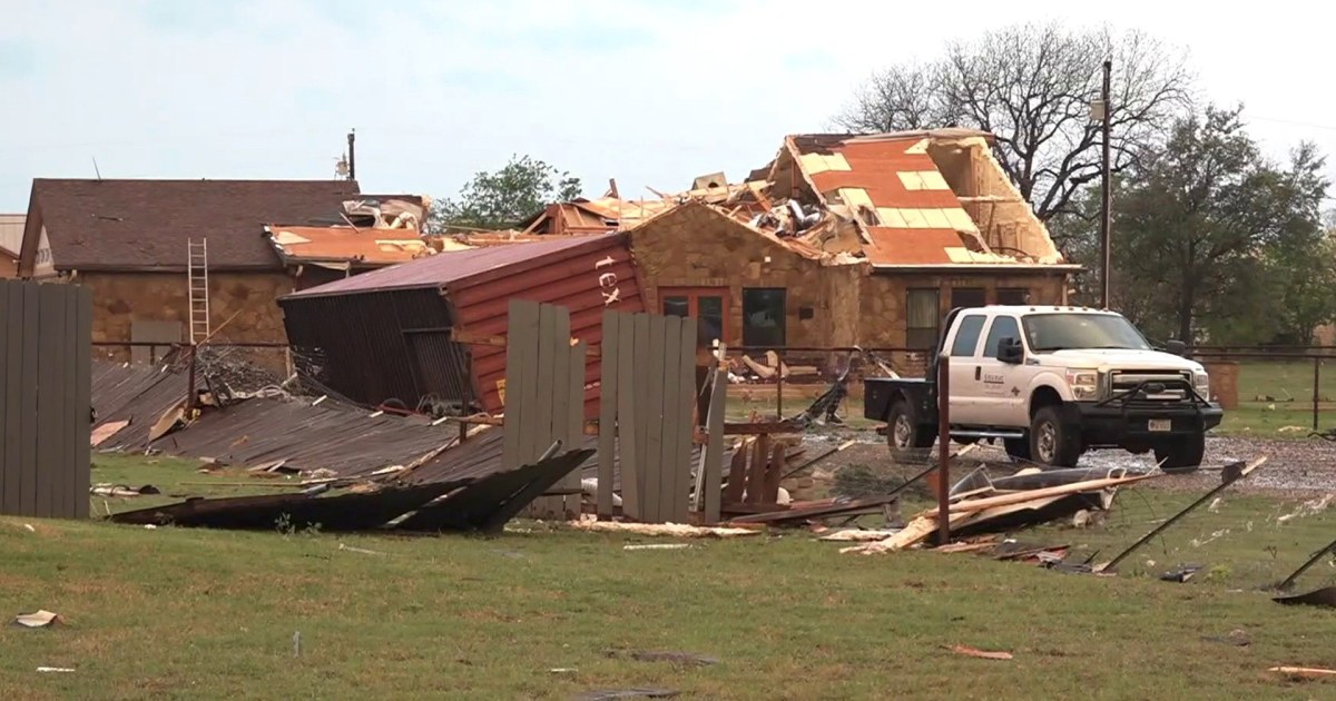 Texas tornado leaves path of destruction, 12 people hospitalized