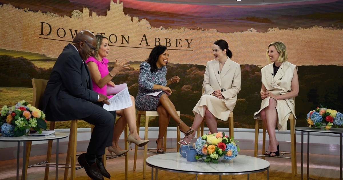 Michelle Dockery, Laura Carmichael talk ‘Downton Abbey’ sequel