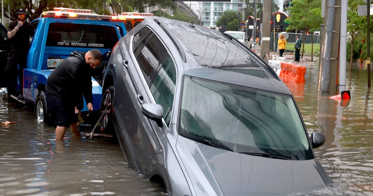South Florida cleans up after weekend of torrential rainfall