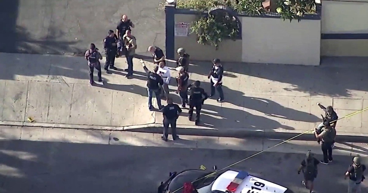 2 Southern California police officers killed while responding to call