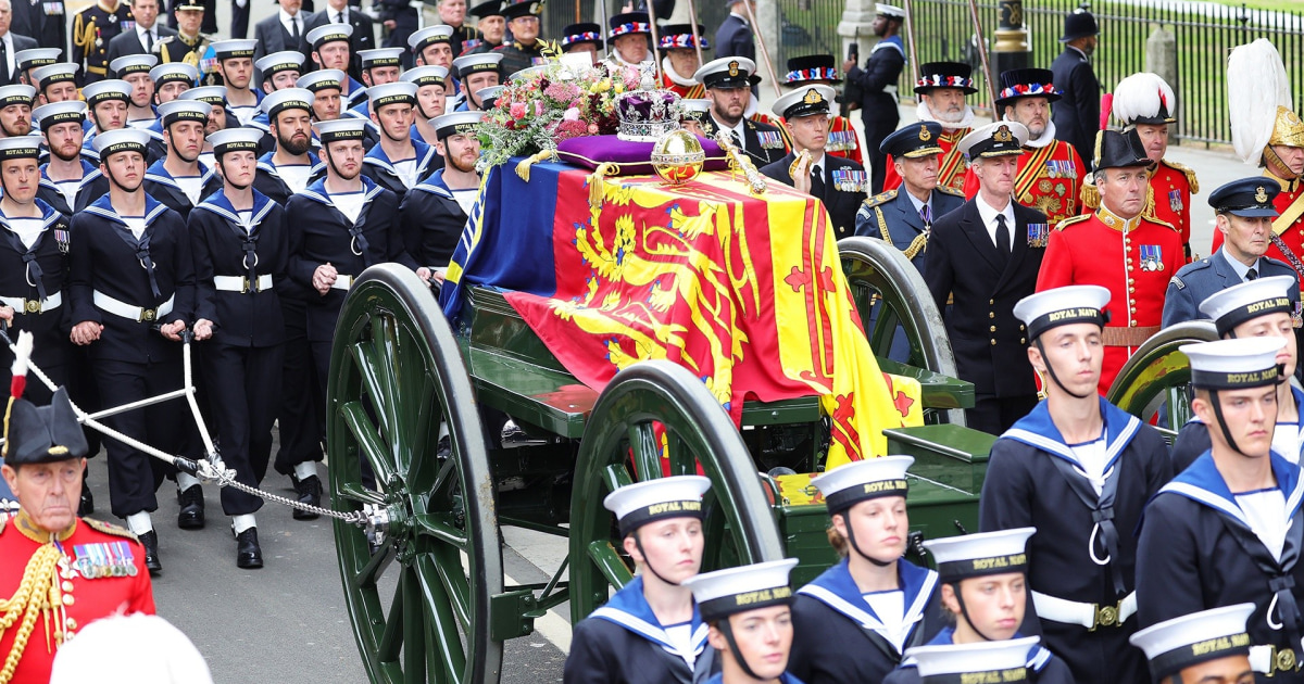 Watch Queen Elizabeth’s funeral procession to Westminster Abbey 'NBC