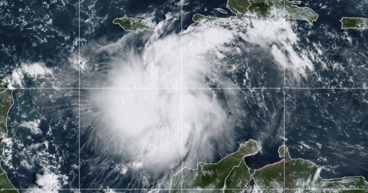 Tropical Storm Ian expected to intensify into major hurricane