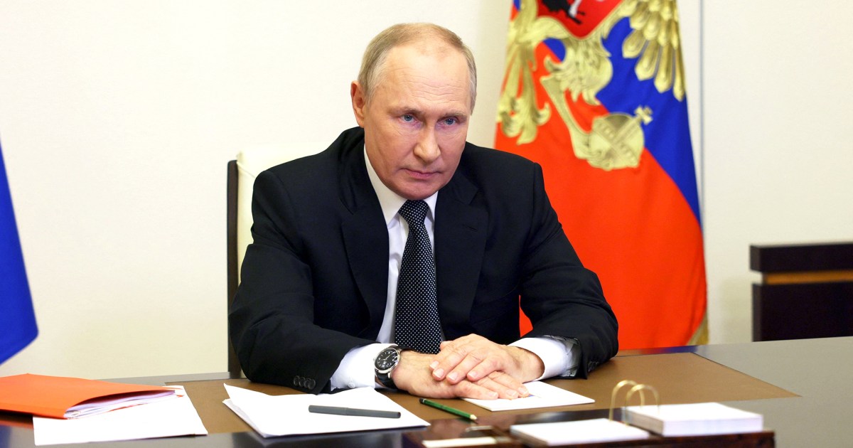 Putin Cal Putin declares martial law in Ukrainian regions occupied by Russia
