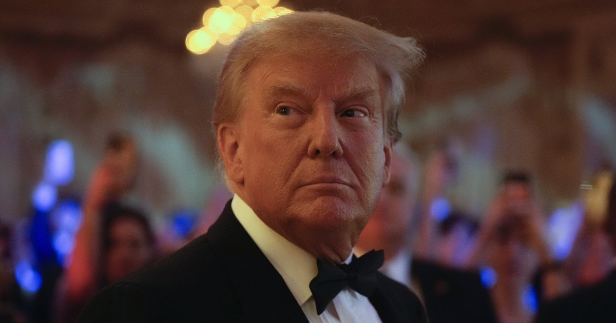 Trump's tax returns handed over to House Democrats