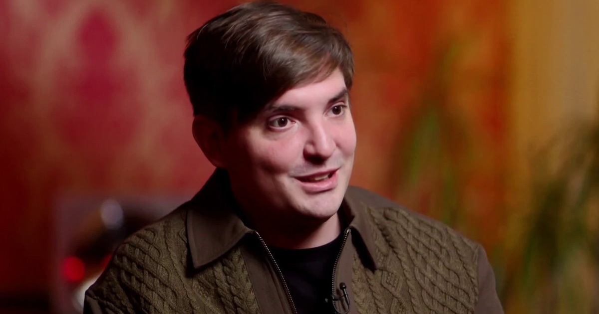 Zach Sang Zach Sang talks starting a radio show at 14, passion for music
