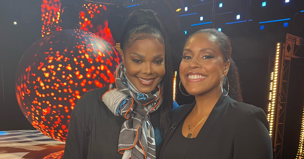 Extended cut Sheinelle Jones performs onstage with Jackson