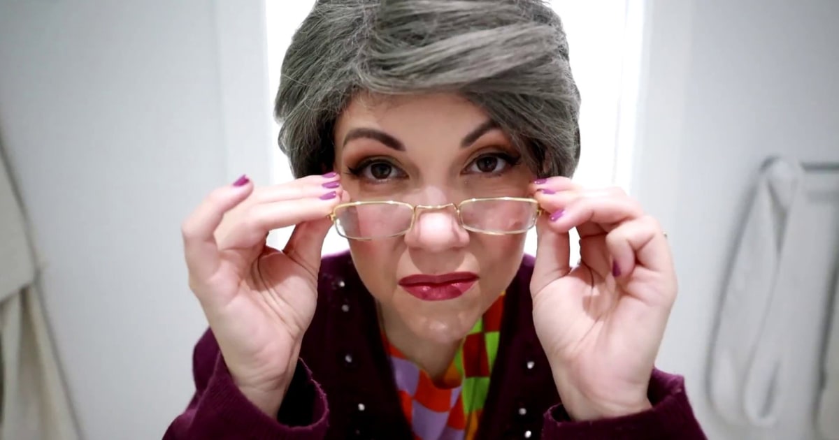 How some Hispanics are honoring their abuelas on social media