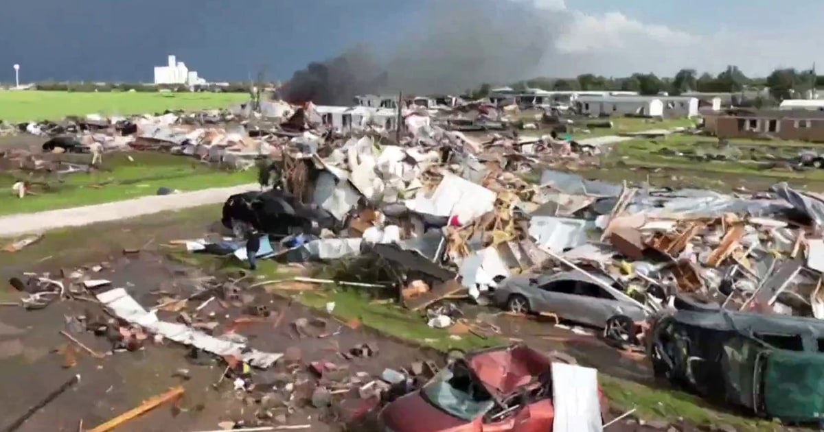Severe storms rip through South amid record breaking heat