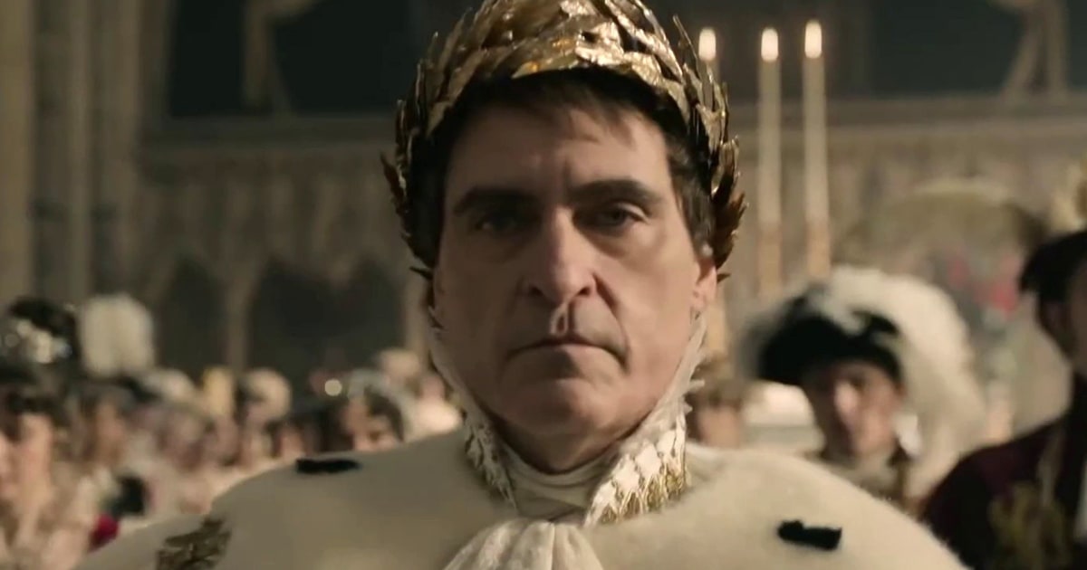 Get a first look at Joaquin Phoenix as Napoleon Bonaparte