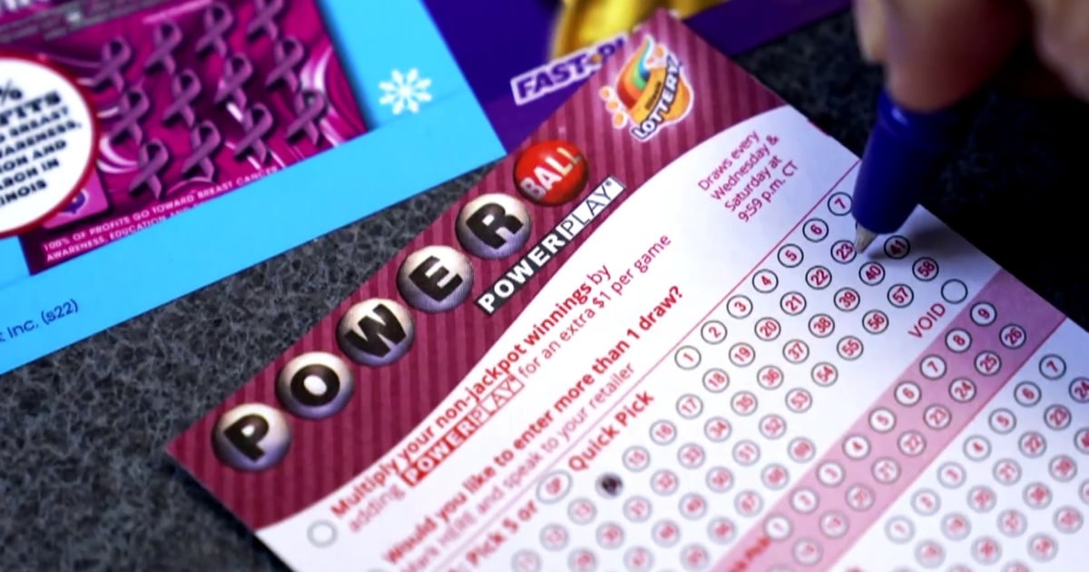 Powerball jackpot rises to 900 million after no winner