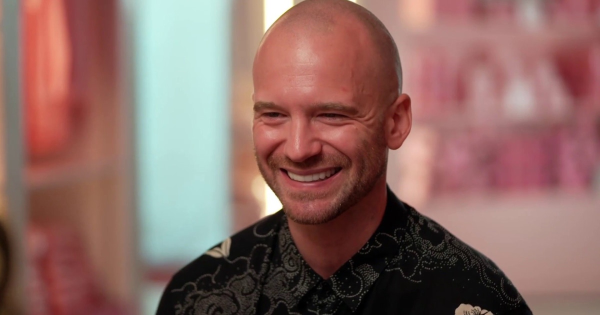 Sean Evans shares how he ‘accidentally’ came up with ‘Hot Ones’