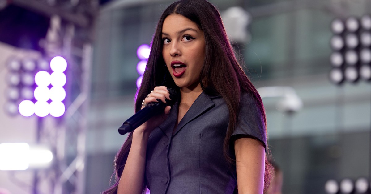 Olivia Rodrigo on how a poetry class helps her write her songs