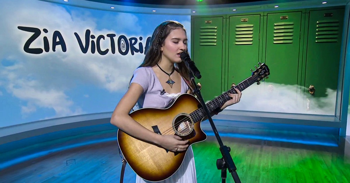 Zia Victoria performs ‘High School Wake’ live on TODAY