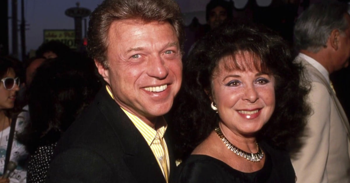 Steve Lawrence dies at 88