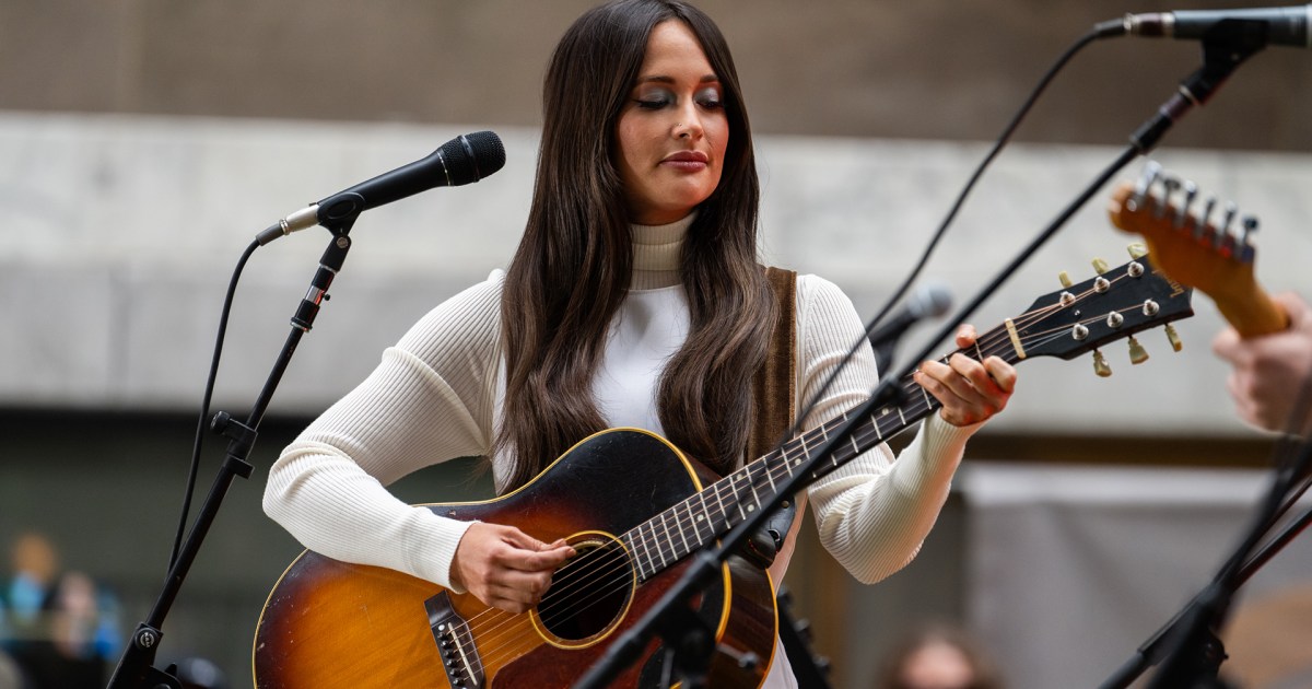 Kacey Musgraves performs ‘The Architect’ live on TODAY