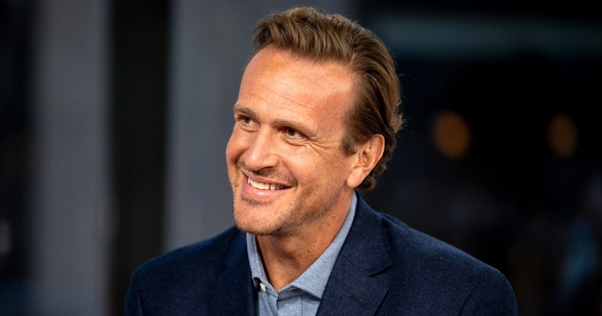 Jason Segel in “Shrinking” S2, relationship with Harrison Ford