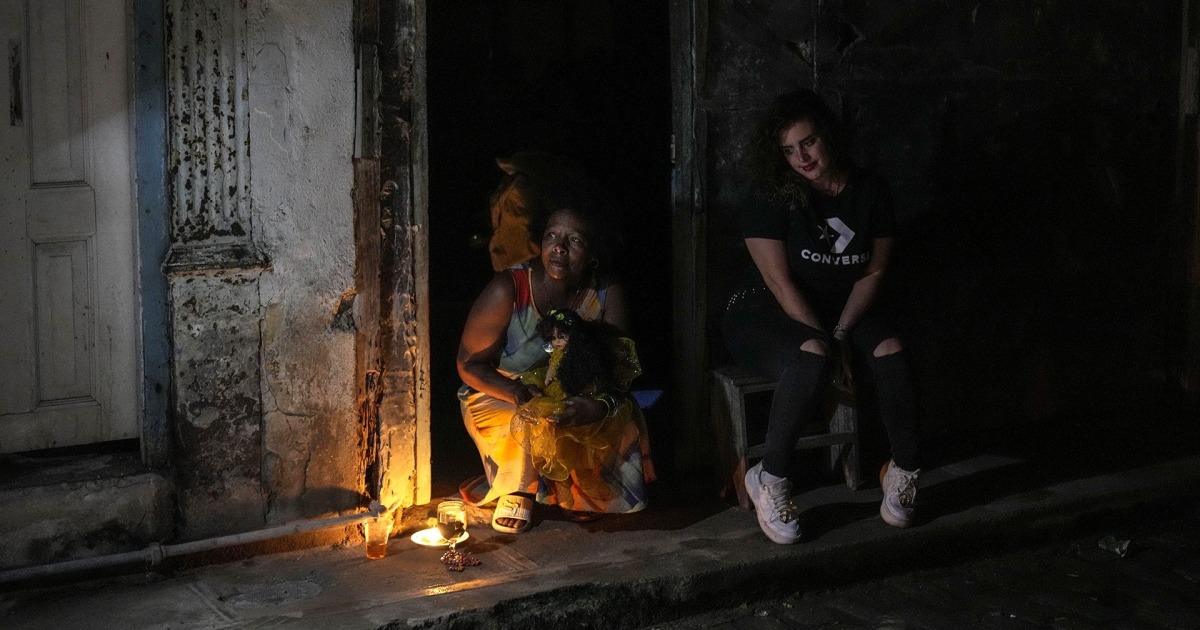 Cuba struggles to regain electric power after second grid failure