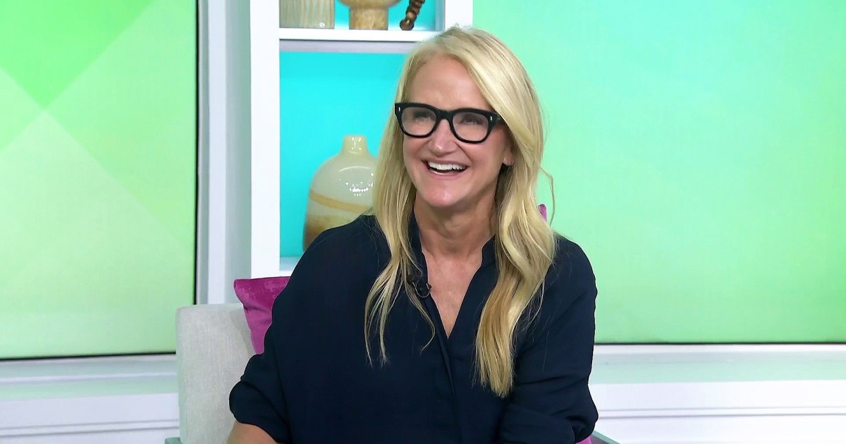 Mel Robbins Shares Tips To Increase Productivity In Your Life