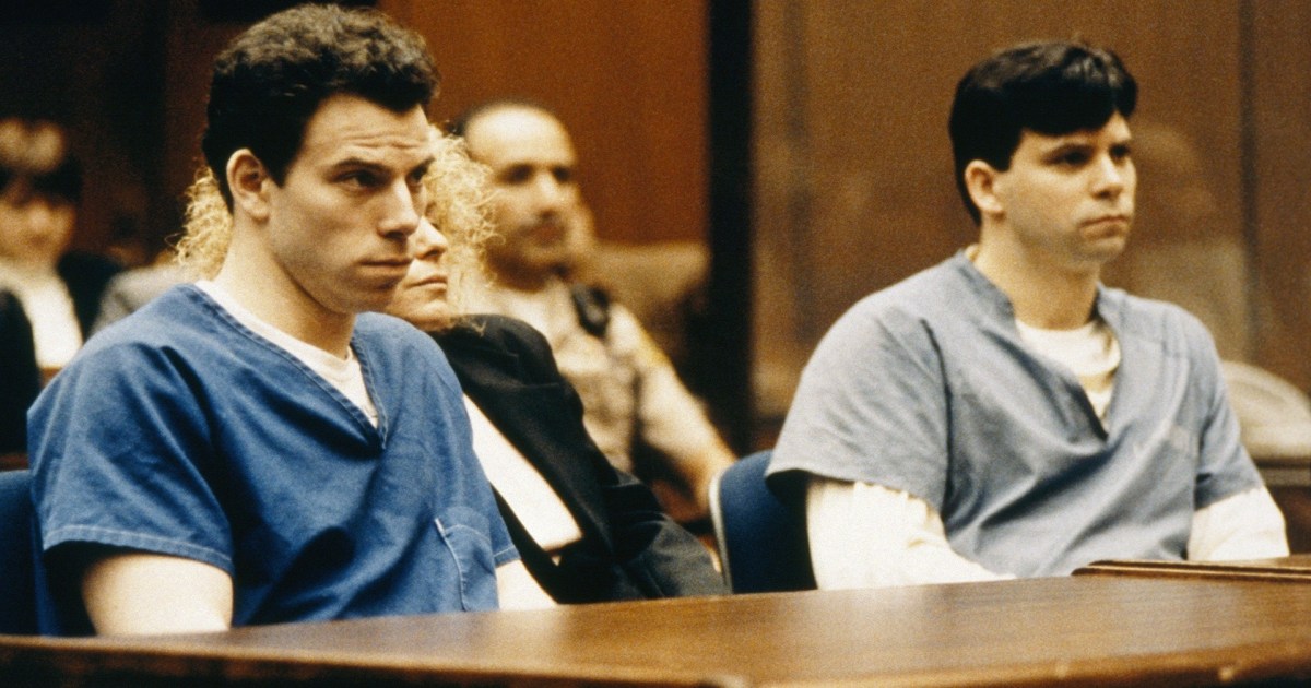 Menendez brothers seek clemency; family home now a tourist spot