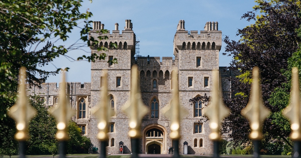 Security of royal family in question after burglary at Windsor Castle