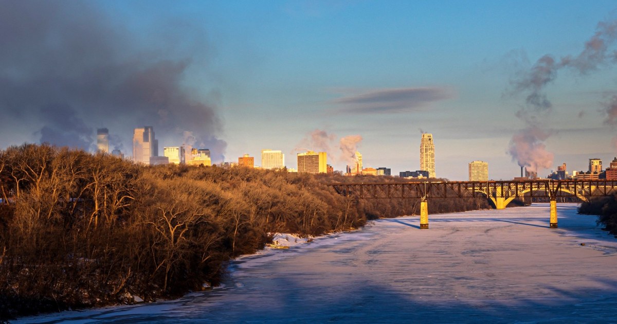 Arctic blast blankets Midwest and Northeast with sub-zero temps