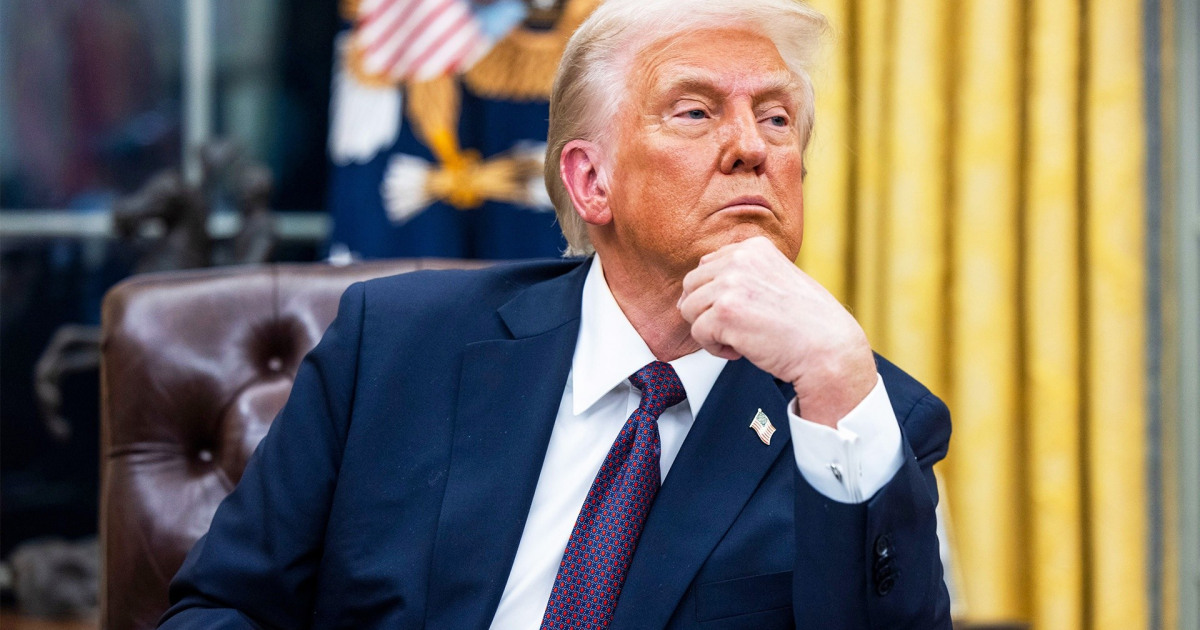 Trump orders all federal dei employees be put on leave