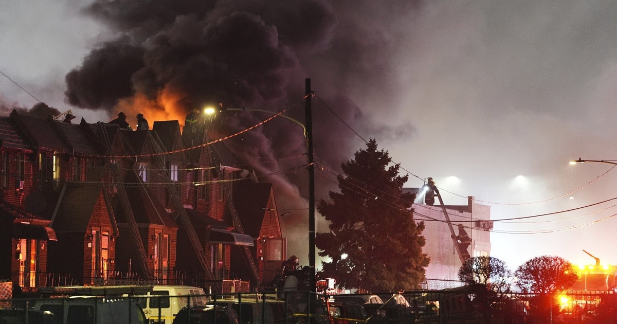 Small plane carrying six crashes in northeast Philadelphia