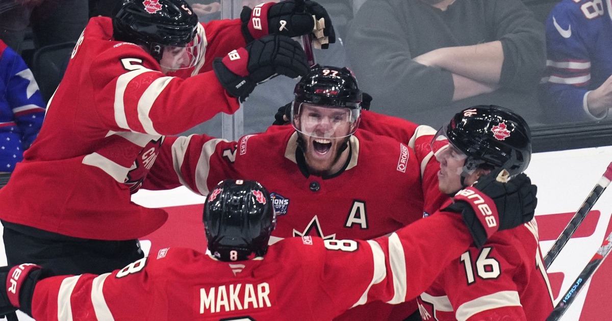 El equipo de hockey de Canadá nos golpea en tiempo extra El equipo de hockey de Canadá nos golpea en tiempo extra