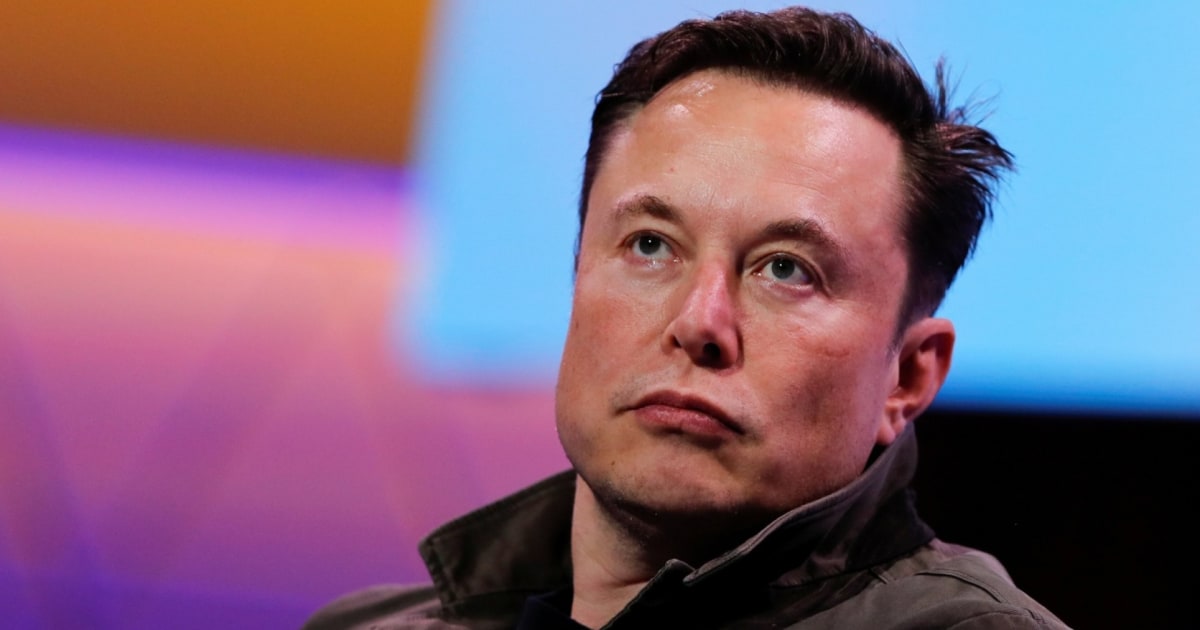 Musk demands federal employees list accomplishments or lose job