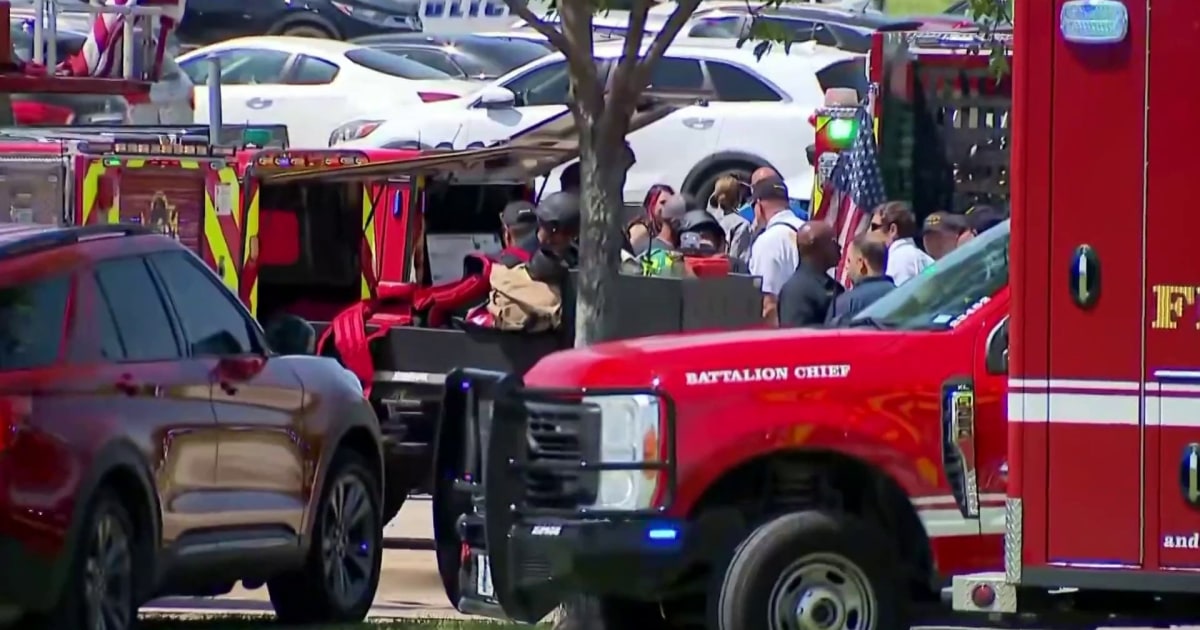 Dallas high school shooting leaves 4 injured; Suspect in custody