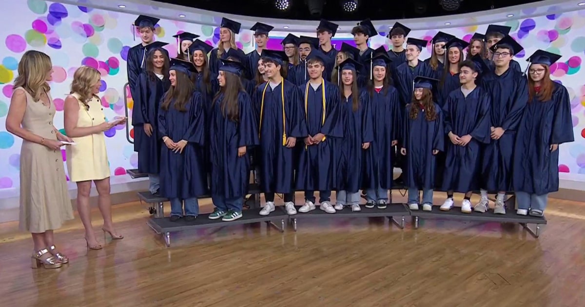 15 sets of twins set to graduate from the same school join TODAY