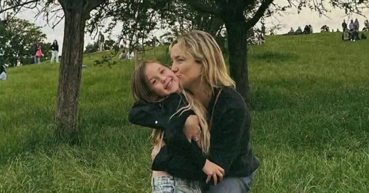 Kate Hudson’s daughter Rani lip sync’s ‘Almost Famous’ line