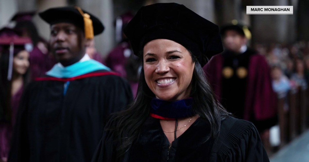 Laura Jarrett Gives Commencement at Her Former High School