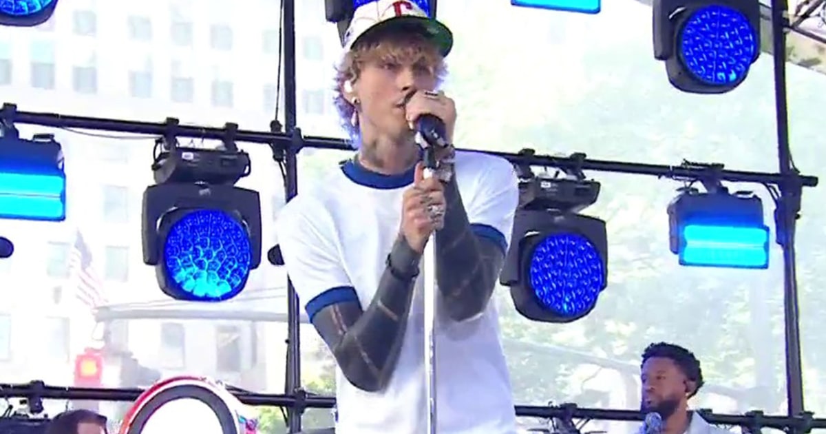 mgk Performs ‘cliché’ Off New Album 'lost americana' on TODAY