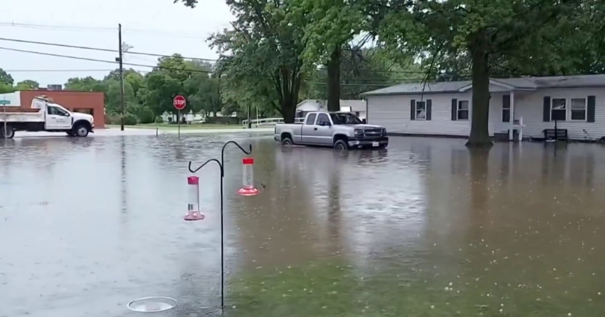 Flood Watches and Heat Wave Impact Millions around US