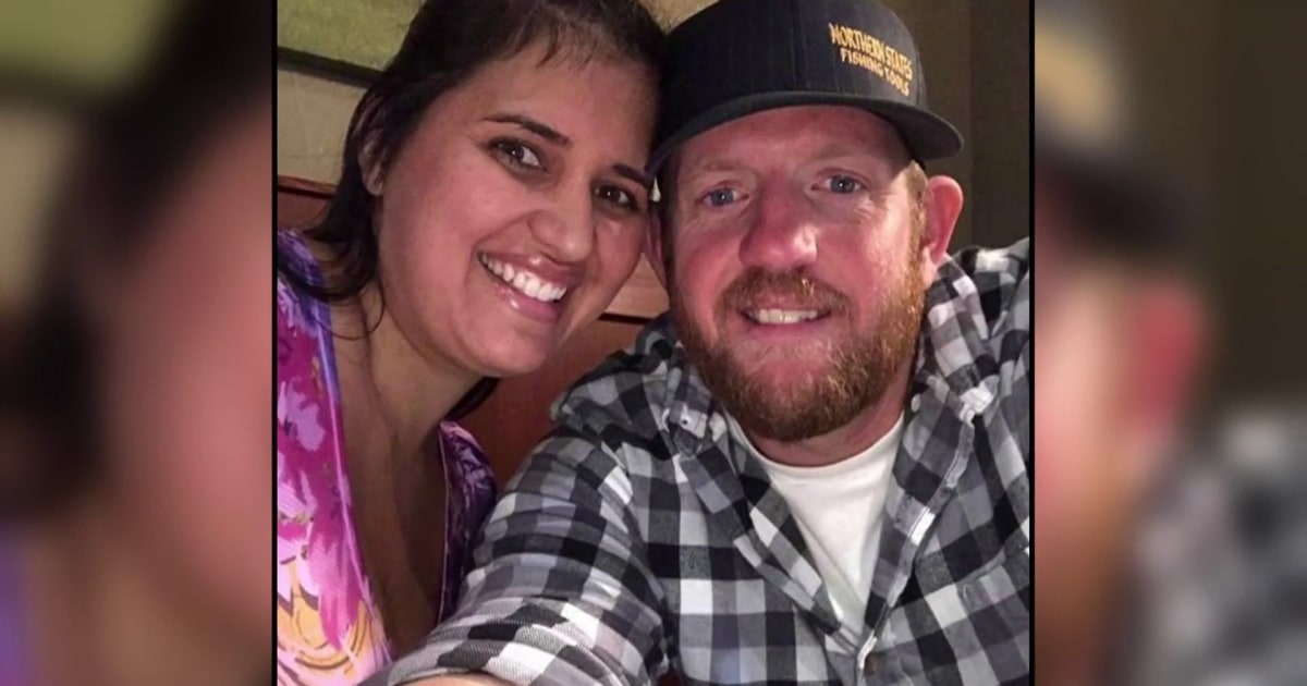 Man Arrested in Killing of Arkansas Couple Hiking With Daughters
