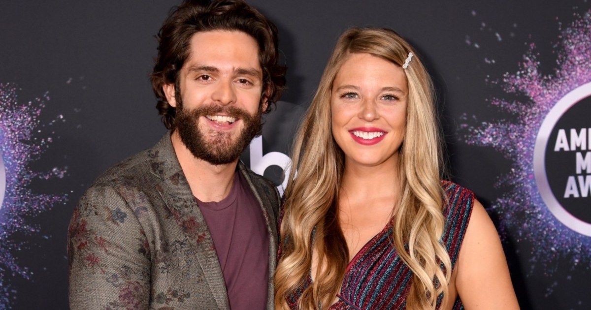 Thomas Rhett and His Wife Announce Baby No. 5!