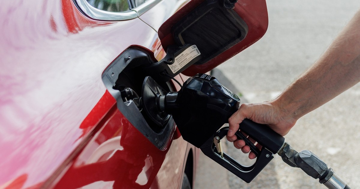 Holiday Travel Gets a Boost From Lowest Gas Prices in Years