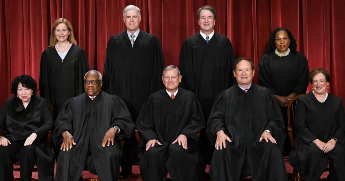 Presidential Powers in Focus as Supreme Court Begins New Term