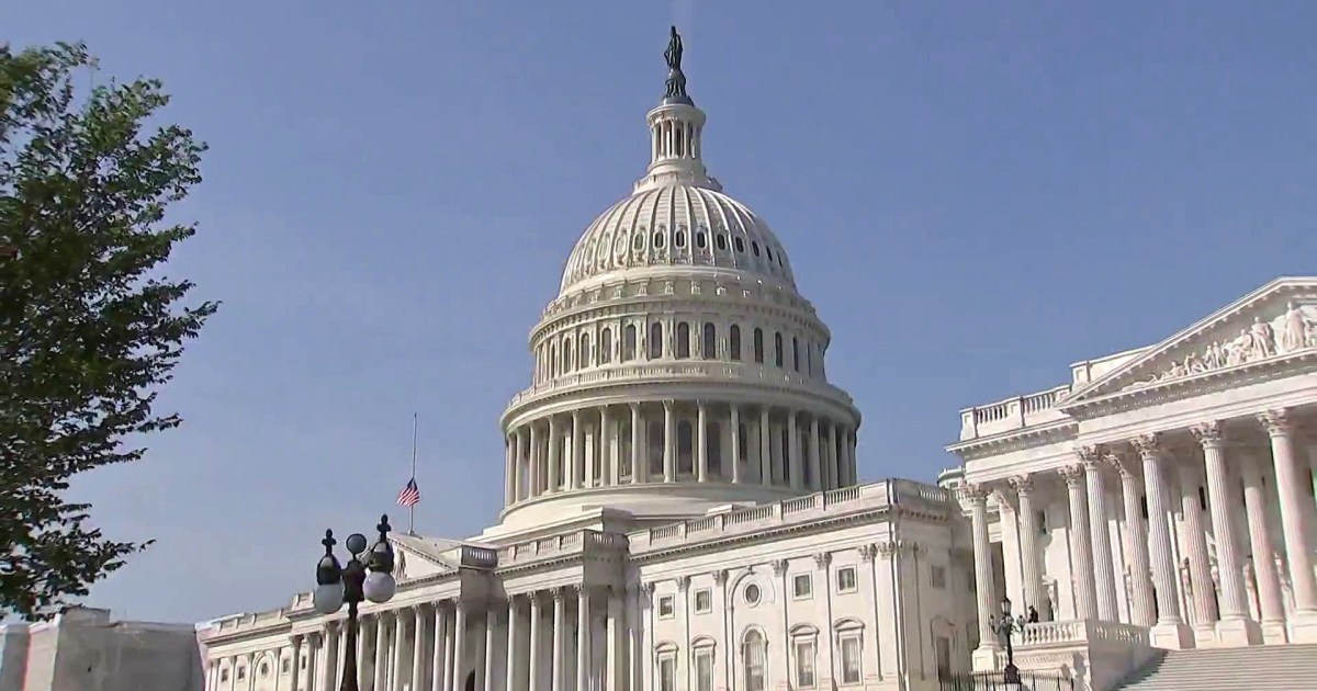 More Federal Employees to Miss Paychecks