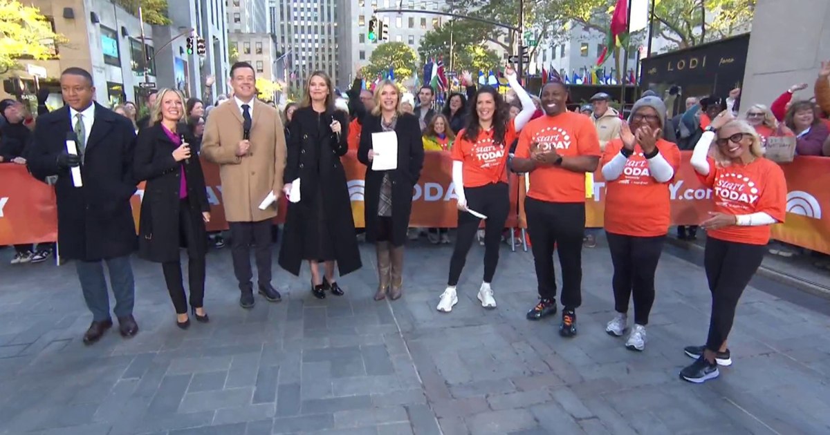 Start TODAY Fan Fest Walk Kicks Off With Sneaker Giveaway!