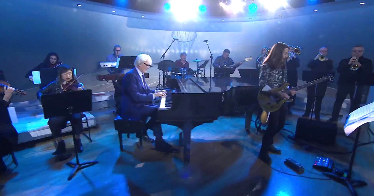 John Tesh Performs NBA Theme ‘Roundball Rock’ Reside on TODAY