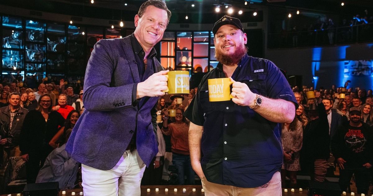 Luke Combs Snaps Sunday Mug Shot With Fans in Nashville
